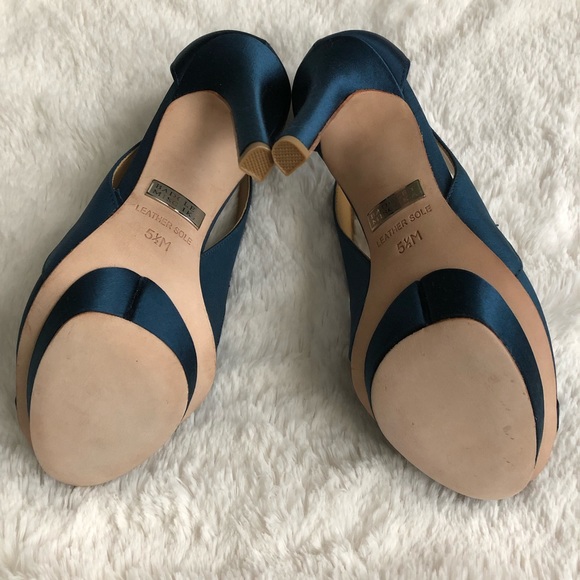 BNIB Badgley Mischka Teal & Crystal Pumps - Picture 5 of 6